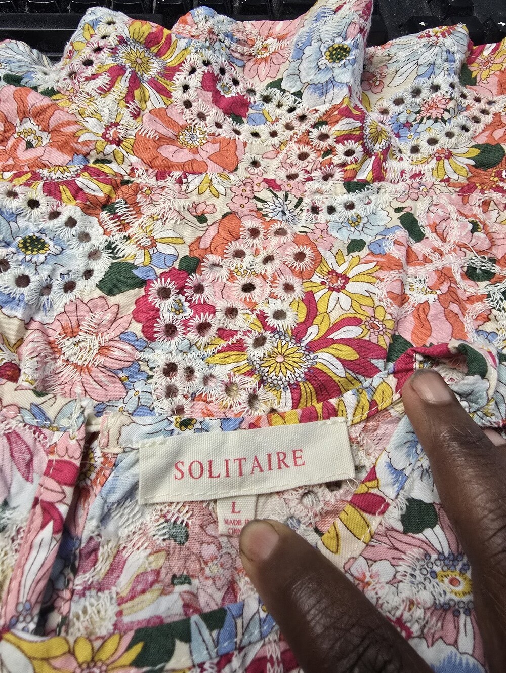 Solitaire Anthropologie Embroidered Eyelet Floral Top M Pink Sleeveless Sz.L - Picture 7 of 7